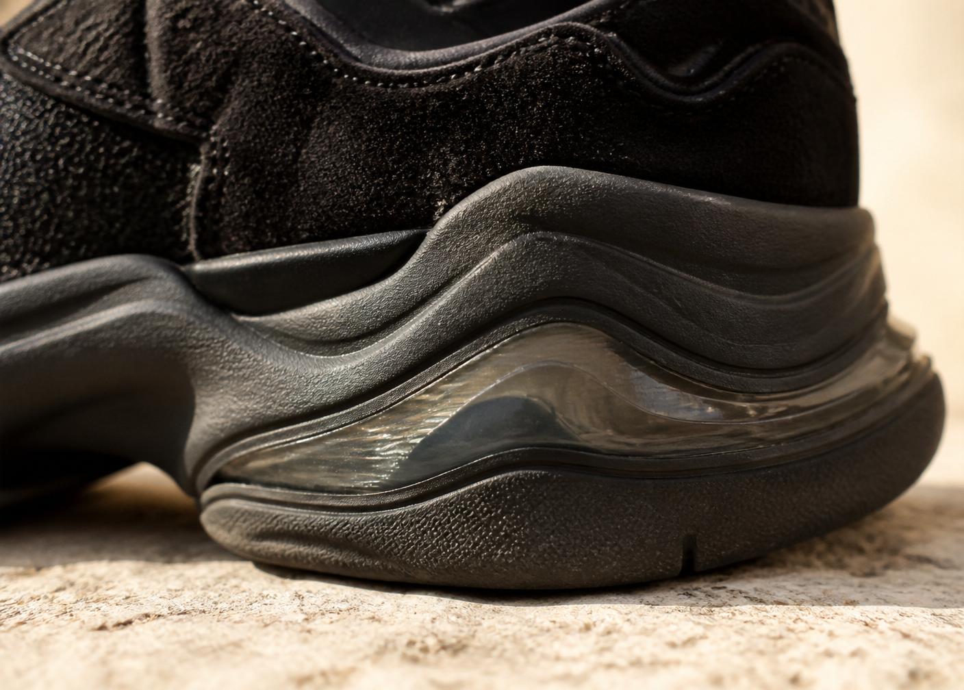 Translucent CR device detail on the 9060 midsole